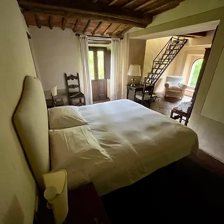 בית אירוח Tenuta Di San Giusto In Salcio *
